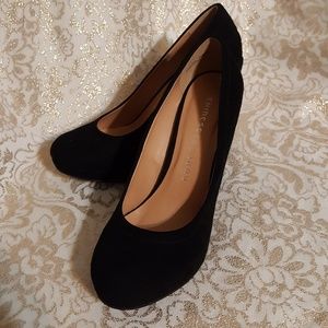 Chinese Laundry Wedges